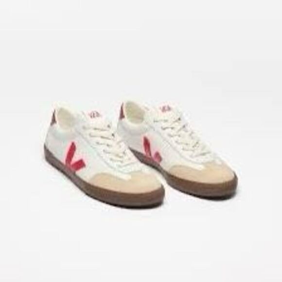Veja Men's Volley Sneakers White/Red/Beige Size 11 NWOT - Picture 2 of 12